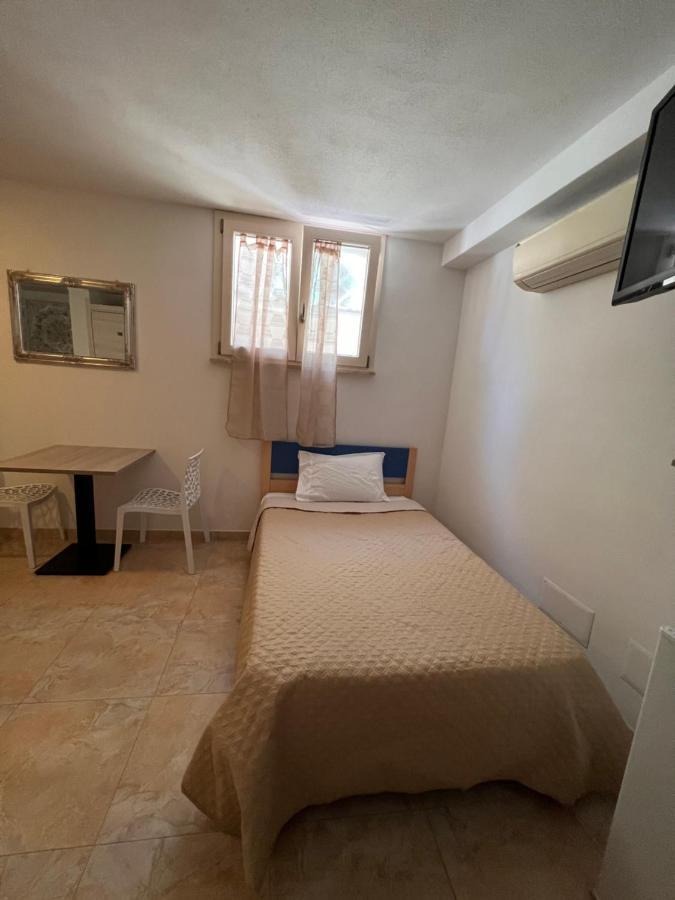 Rena Bianca House Hotel Porto Torres Exterior foto