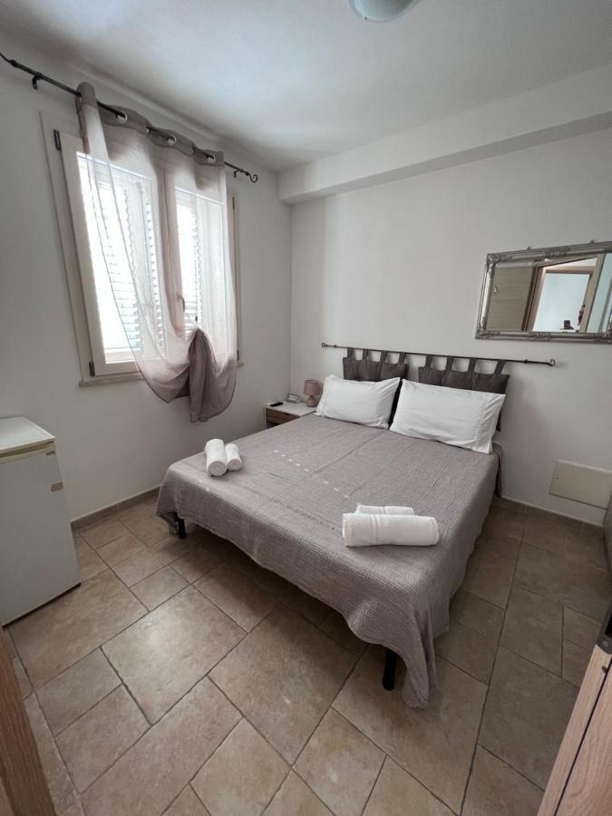 Rena Bianca House Hotel Porto Torres Exterior foto